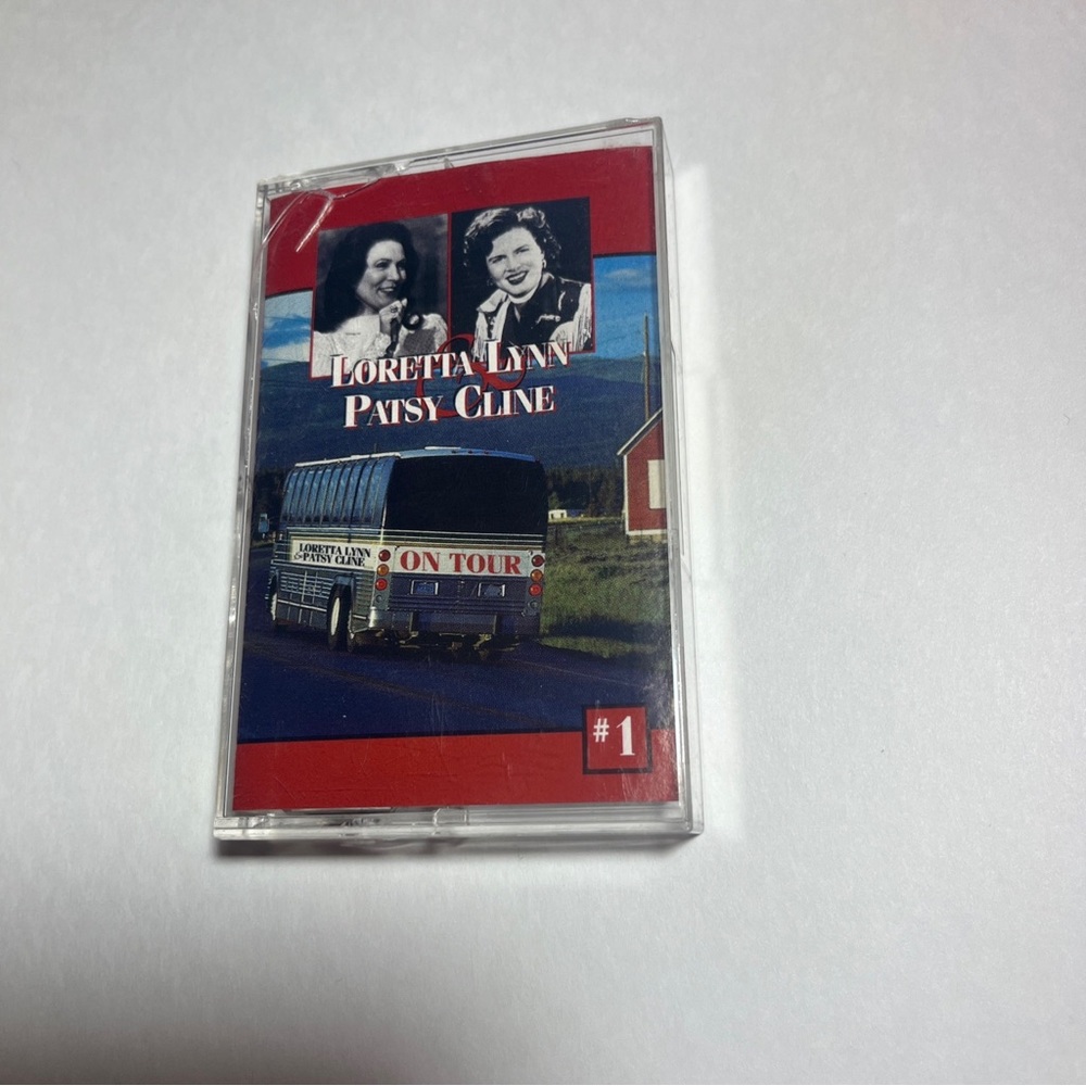 Loretta Lynn &‎ Patsy Cline On Tour #1 Vintage Cassette Tape